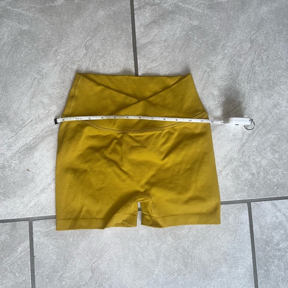 Vertvie Women's Workout Gym Shorts Scrunch Butt High Waisted Athletic Leggings - Picture 7 of 9